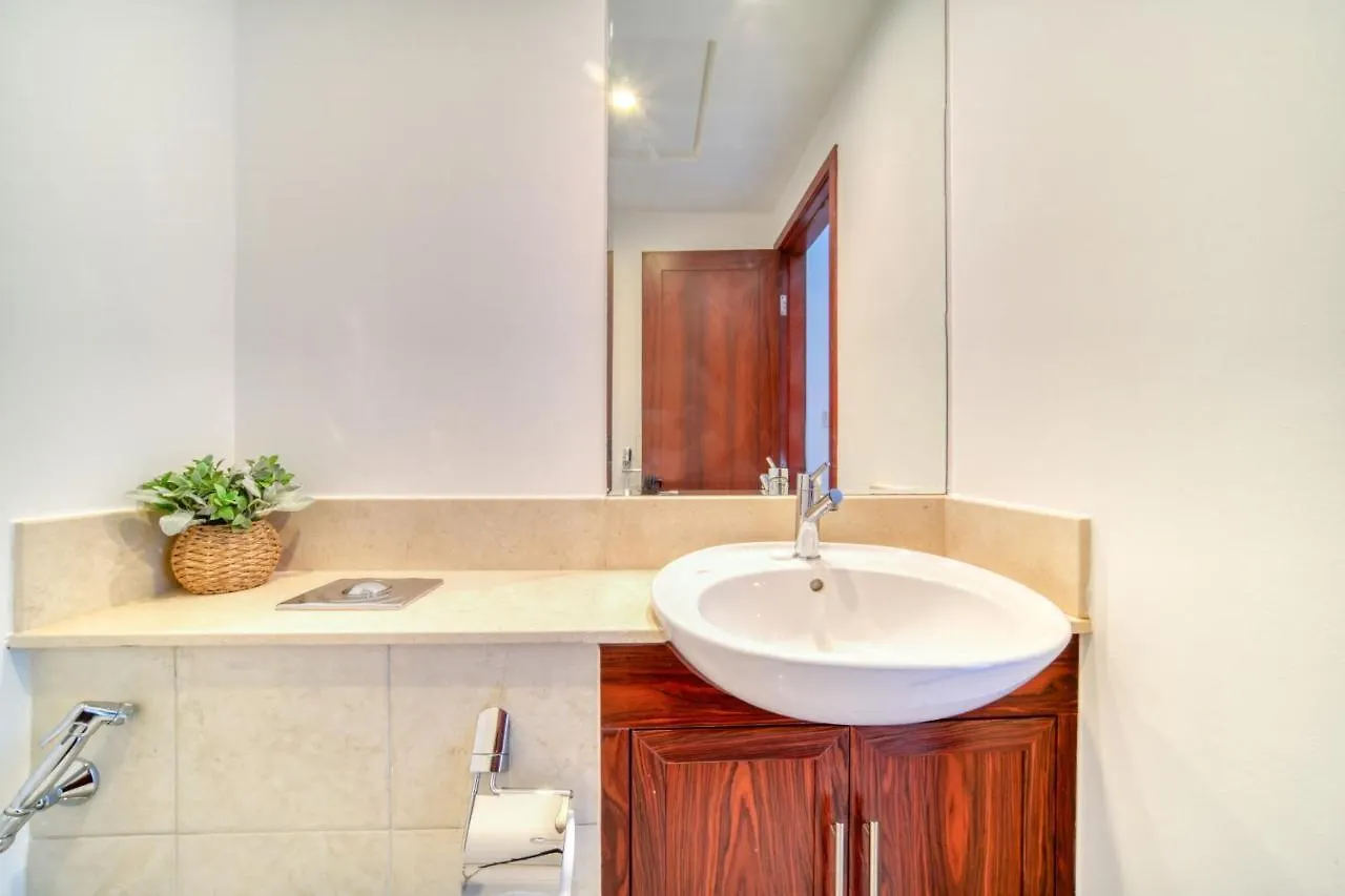 Burj Residence 7, Downtown Dubai - Mint Stay United Arab Emirates